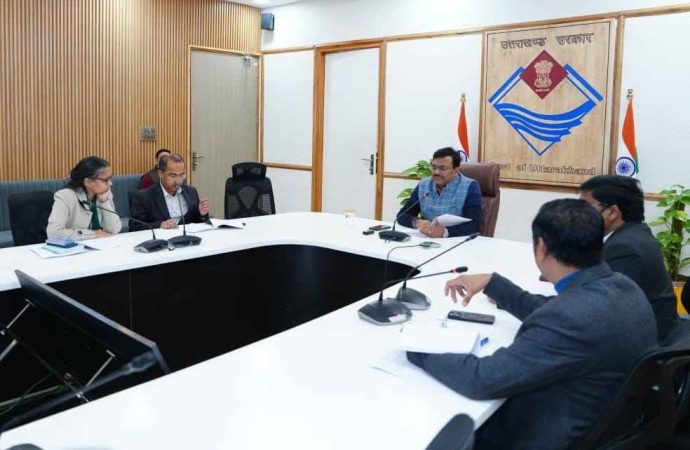 मुख्य सचिव आनंद बर्द्धन की अध्यक्षता में व्यय वित्त समिति की बैठक, प्रस्तावों को मिली संस्तुति