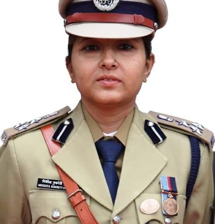 निवेदिता कुकरेती, IPS द्वारा पुलिस उपमहानिरीक्षक, SDRF का कार्यभार ग्रहण
