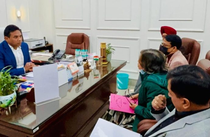 स्वास्थ्य सचिव के हस्तक्षेप से दून मेडिकल कॉलेज की हड़ताल खत्म, सफाई व्यवस्था बहाल