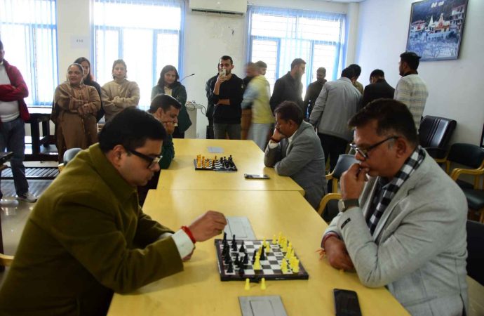 सूचना कर्मचारी संघ द्वारा आयोजित की गई इंडोर खेल प्रतियोगिता