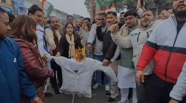 अंकिता भंडारी हत्याकांड: कथित वीआईपी नाम वायरल, हरिद्वार में कांग्रेस का प्रदर्शन