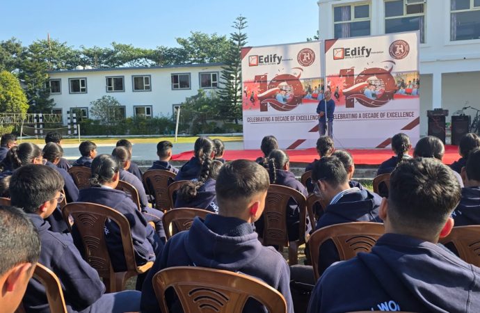 वंदे मातरम् के 150 वर्ष—राष्ट्रीय स्मारक समारोह में एडीफाई वर्ल्ड स्कूल देहरादून की सहभागिता