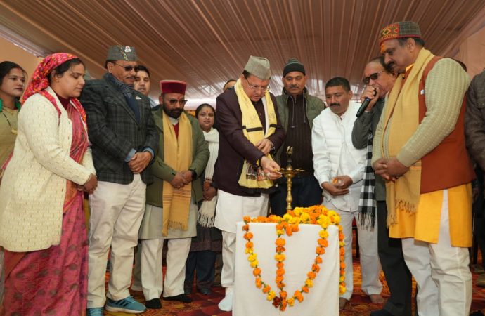 राज्य सरकार स्थानीय उत्पादों और पर्यटन को बढ़ावा देने के लिए प्रतिबद्ध:मुख्यमंत्री