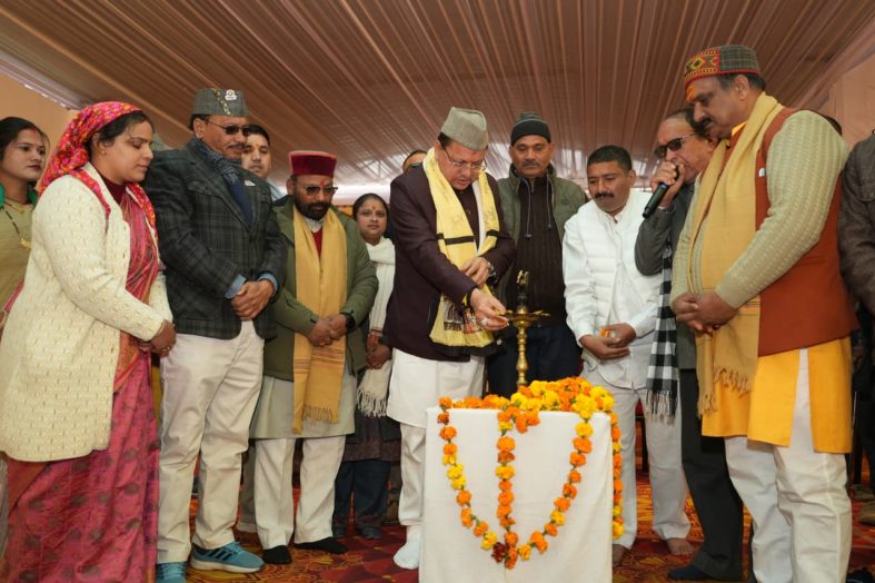 राज्य सरकार स्थानीय उत्पादों और पर्यटन को बढ़ावा देने के लिए प्रतिबद्ध:मुख्यमंत्री