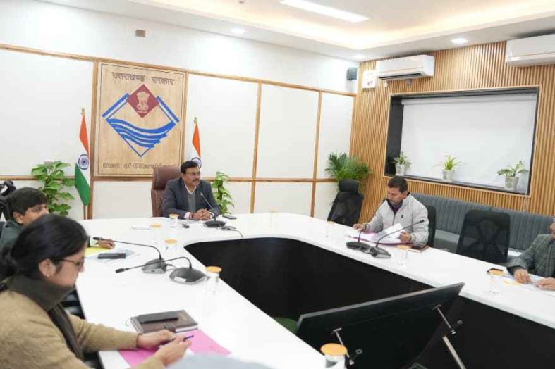 लखवाड़ बहुद्देश्यीय परियोजना की प्रगति की समीक्षा, मुख्य सचिव आनंद बर्द्धन ने दिए तेज़ी के निर्देश