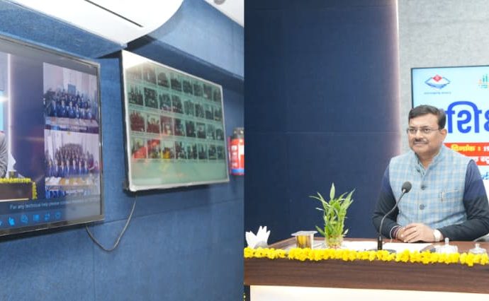 मुख्य सचिव ने की वीडियो कॉन्फ्रेंसिंग के माध्यम से छात्र-छात्राओं से बातचीत