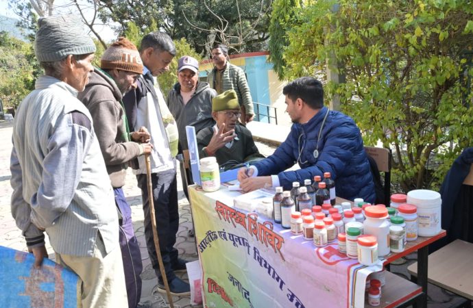 मुख्यमंत्री पुष्कर सिंह धामी के नेतृत्व में जनकल्याणकारी अभियानों को मिल रही नई गति