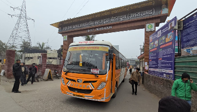 डीएम की सख्ती से वर्षों बाद खुला ISBT निकासी गेट, दिल्ली-यूपी रूट पर यातायात सुगम