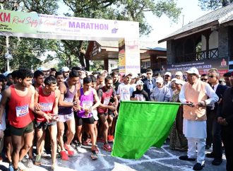 सड़क सुरक्षा और पर्यावरण संरक्षण के संदेश के साथ 5 किमी दौड़ का शुभारम्भ