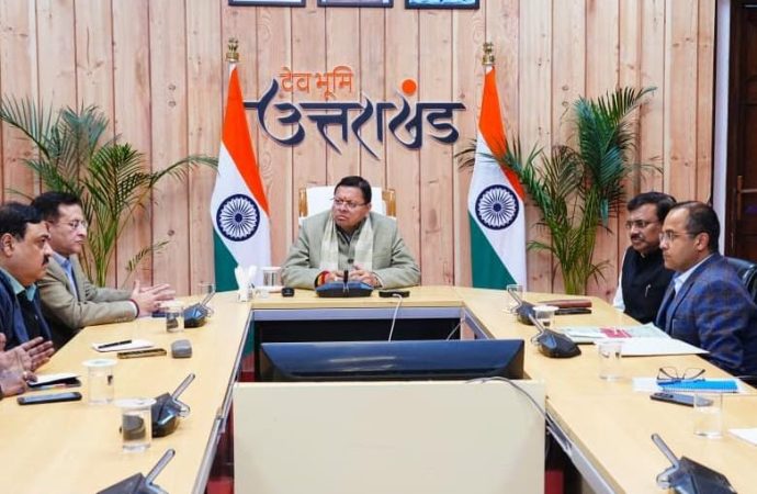 मुख्यमंत्री  पुष्कर सिंह धामी ने कानून व्यवस्था को लेकर उच्च स्तरीय बैठक ली