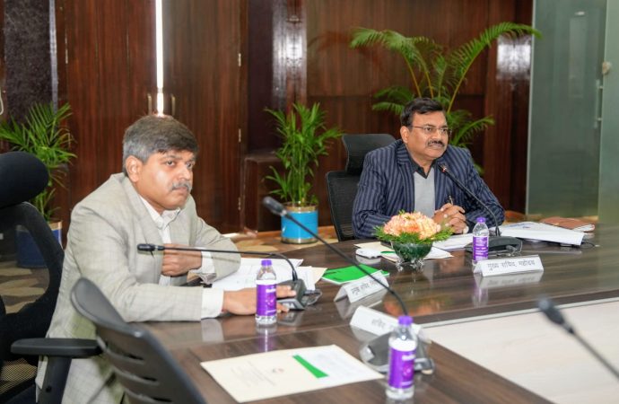 2047 विजन को लेकर जिलों की जनपदवार समीक्षा, मुख्य सचिव के निर्देश