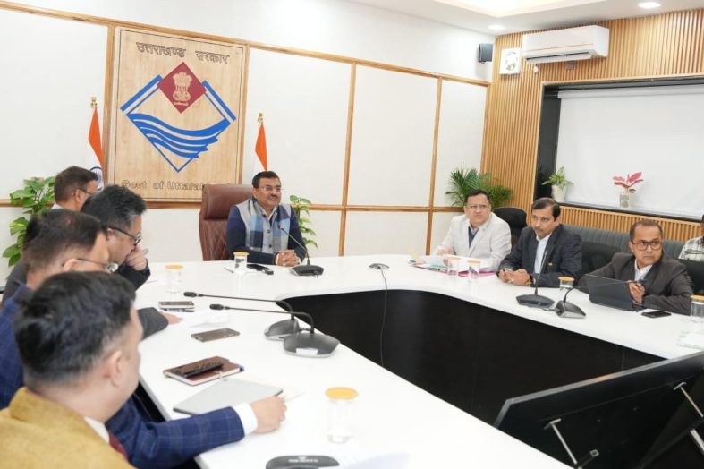 नए कार्यों की स्वीकृति 15 फरवरी तक लेने और कुम्भ 2027 कार्यों को प्राथमिकता देने के निर्देश :मुख्य सचिव