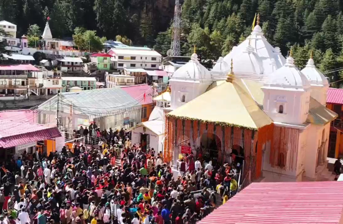 गंगोत्री धाम में प्रवेश से पहले पंचगव्य अनिवार्य, यमुनोत्री पर फैसला 24 मार्च को