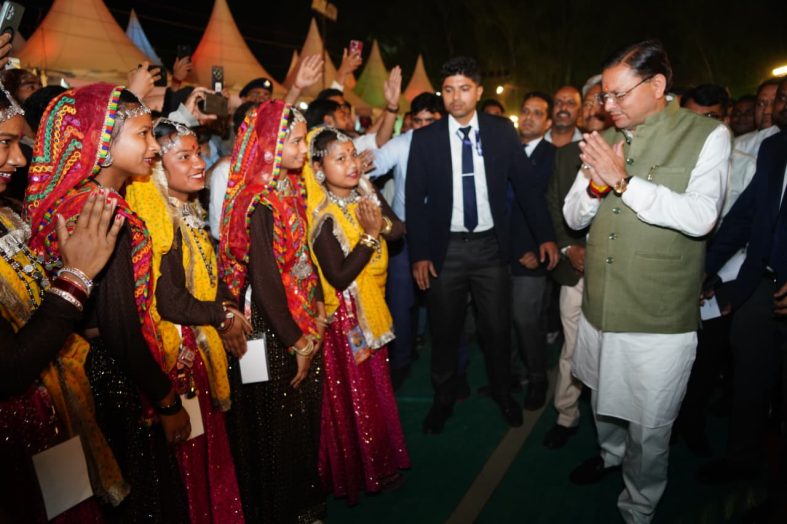 जनजातीय समाज के विकास को लेकर सरकार प्रतिबद्ध: CM धामी