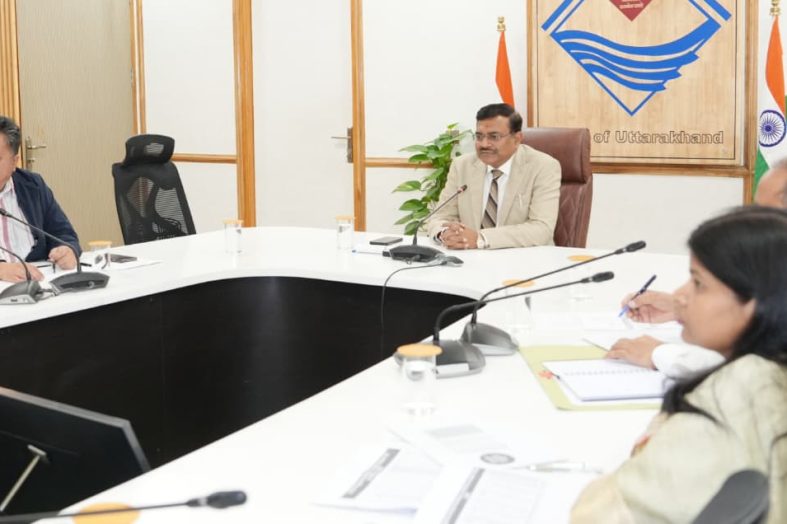 मुख्य सचिव ने LPG आपूर्ति की समीक्षा, समय पर सप्लाई के दिए निर्देश