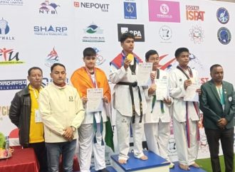 माउंट एवरेस्ट इंटरनेशनल ताइक्वांडो में काविश तोमर को रजत पदक