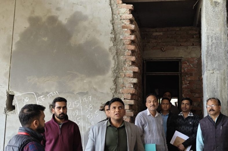 चारधाम यात्रा से पहले ट्रैफिक और पार्किंग व्यवस्थाओं का निरीक्षण