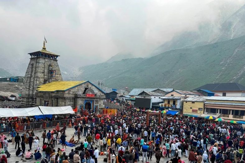 चारधाम यात्रा के लिए पहले दिन 1.24 लाख रजिस्ट्रेशन, केदारनाथ के लिए सबसे ज्यादा आवेदन