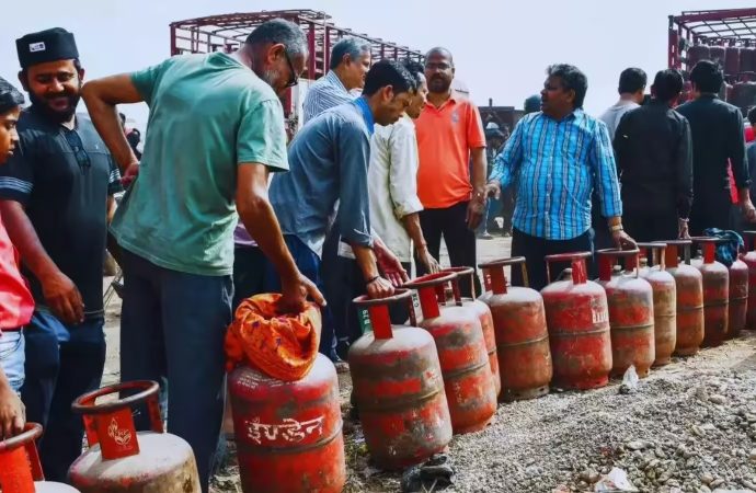 एलपीजी एवं ईंधन की कालाबाजारी पर सख्त निगरानी, 280 निरीक्षण किए गए