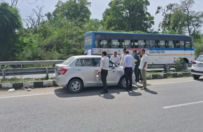 रिश्वतखोरी पर वार, 1 लाख लेते उप शिक्षा अधिकारी गिरफ्ता