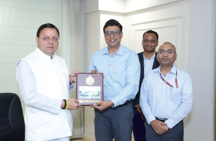 सीमांत इलाकों में व्यापार और इंफ्रा पर CM धामी सख्त