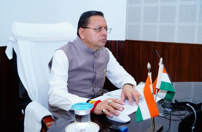 CM धामी ने लॉन्च किया ‘श्रमिक सेवा’ ऐप, खातों में ₹17 करोड़ ट्रांसफर