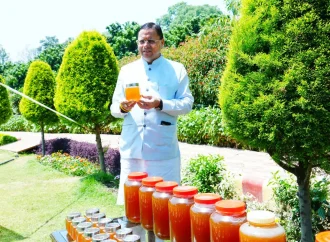 उत्तराखंड में शहद उत्पादन को बढ़ावा, CM ने दिए निर्देश