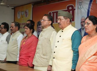 अंबेडकर जयंती पर BJP कार्यालय में कार्यक्रम, CM धामी ने दी श्रद्धांजलि