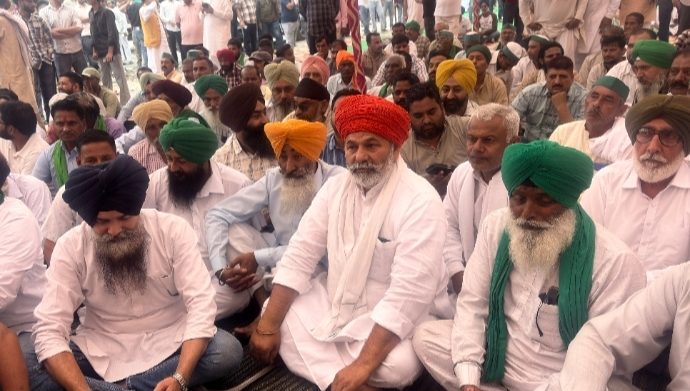 दिव्यांशु हत्याकांड पर देहरादून में किसानों का प्रदर्शन, टिकैत बोले—इंसाफ चाहिए