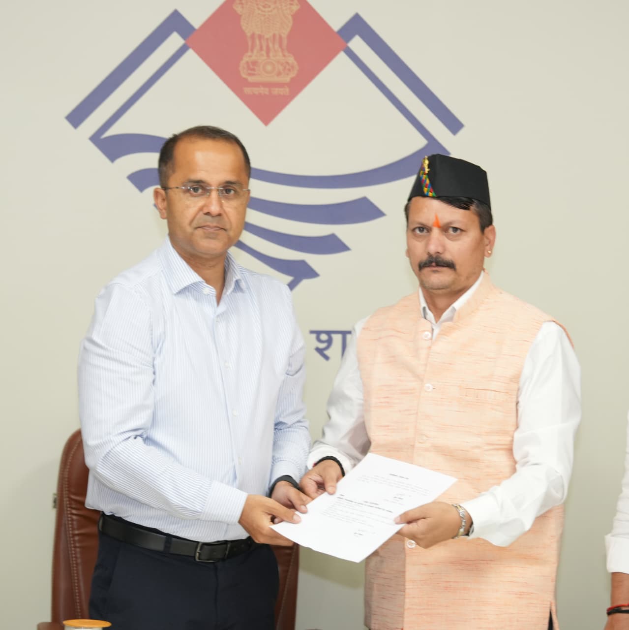 ध्रुव रौतेला बने मीडिया सलाहकार समिति के उपाध्यक्ष, सचिवालय में संभाला पदभार