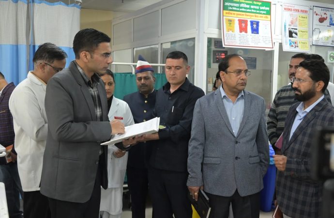 DM के निर्देश: मानकों के बिना नहीं चलेगा कोई सेंटर