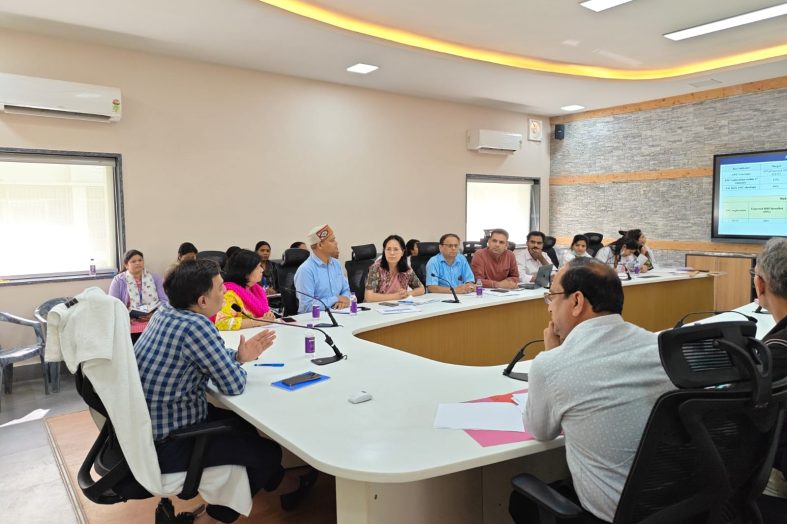 उत्तराखण्ड के अति-दुर्गम क्षेत्रों में हेली सेवाओं से सुरक्षित मातृत्व को नई गति