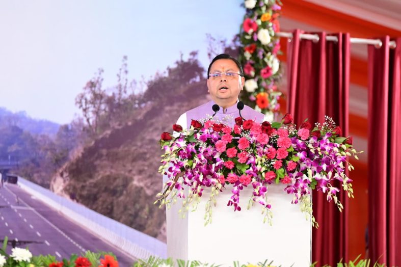 अब रफ्ता-रफ्ता नहीं, पूरी रफ्तार के साथ आगे बढ़ रहा है भारत : मुख्यमंत्री