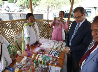 RBI गवर्नर संजय मल्होत्रा ने वित्तीय साक्षरता शिविर का किया दौरा