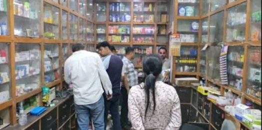 हल्द्वानी में नशीली दवाओं पर कार्रवाई, मेडिकल स्टोर सीज