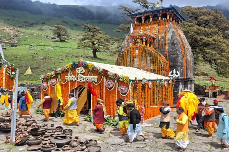 बाबा मदमहेश्वर धाम के कपाट खुलने की प्रक्रिया शुरू, ऊखीमठ में भक्तिमय माहौल