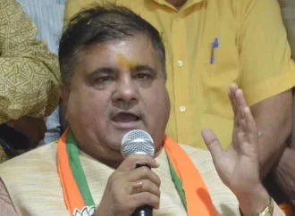PM पर विवादित टिप्पणी पर सियासत तेज, कांग्रेस से माफी की मांग