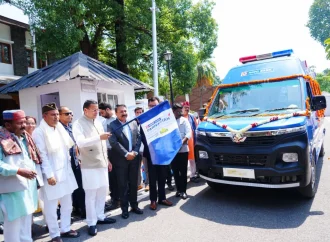 मुख्यमंत्री धामी ने एचडीएफसी बैंक द्वारा प्रदत्त 4 अत्याधुनिक एम्बुलेंस का किया फ्लैग ऑफ
