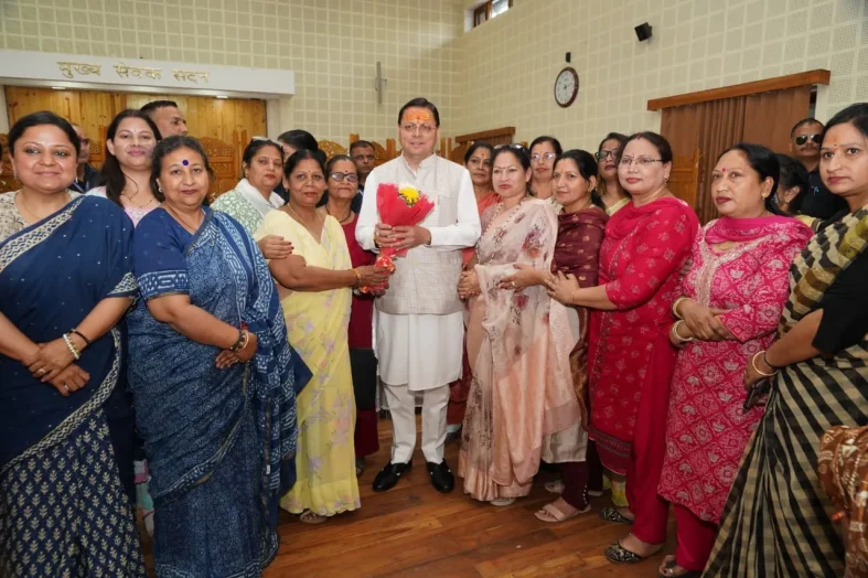 CM धामी के सामने उठे सड़क, पानी और बिजली के मुद्दे
