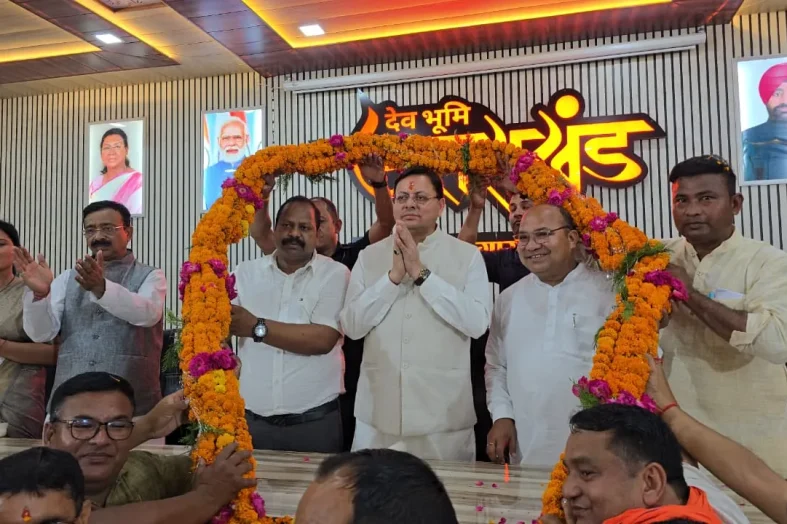 मुख्यमंत्री  पुष्कर सिंह धामी ने किया पंचायत जनप्रतिनिधियों से किया जन संवाद।