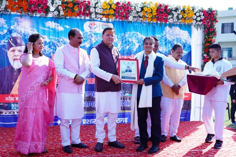पिथौरागढ़ को मिली आधुनिक क्रिकेट सुविधा, सीएम धामी ने उच्चीकृत स्टेडियम किया लोकार्पित