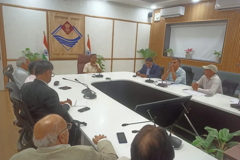 श्रमिक हितों के संरक्षण एवं औद्योगिक शांति बनाए रखने के निर्देश