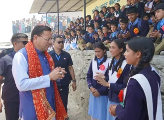 चम्पावत दौरे में राजकीय इंटर कॉलेज देवीधुरा पहुंचे मुख्यमंत्री धामी, छात्र-छात्राओं का बढ़ाया उत्साह