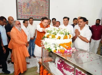 मुख्यमंत्री धामी ने स्वर्गीय मेजर जनरल भुवन चंद्र खण्डूरी को अर्पित की भावभीनी श्रद्धांजलि