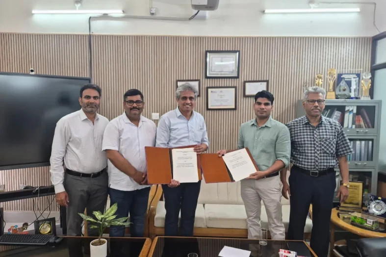 स्वदेशी बैटरी प्रौद्योगिकी विकास को गति देने के लिए उद्योग–शैक्षणिक सहयोग