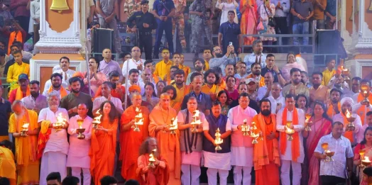गंगा आरती में शामिल हुए सीएम धामी और बीजेपी राष्ट्रीय अध्यक्ष नितिन नवीन