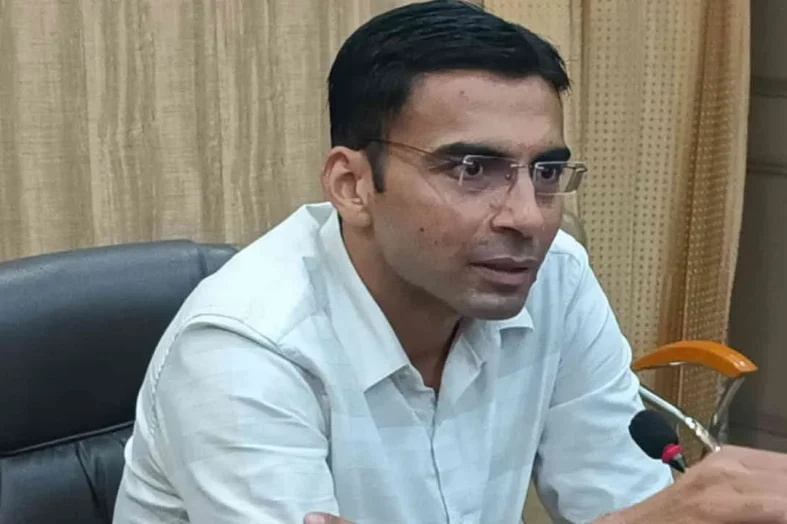 अकरम एनकाउंटर मामला: डीएम ने मजिस्ट्रियल व पुलिस जांच के दिए आदेश