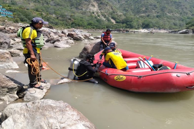 ऋषिकेश के साईं घाट पर हादसा, माता-पिता की आंखों के सामने ओझल हुआ इकलौता बेटा