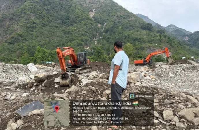 मुख्यमंत्री के निर्देशों के क्रम में कार्लीगाड़ में राहत, पुनर्वास एवं संरक्षण कार्य युद्धस्तर पर संचालित