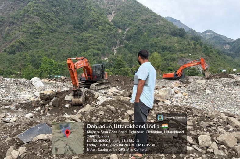 मुख्यमंत्री के निर्देशों के क्रम में कार्लीगाड़ में राहत, पुनर्वास एवं संरक्षण कार्य युद्धस्तर पर संचालित